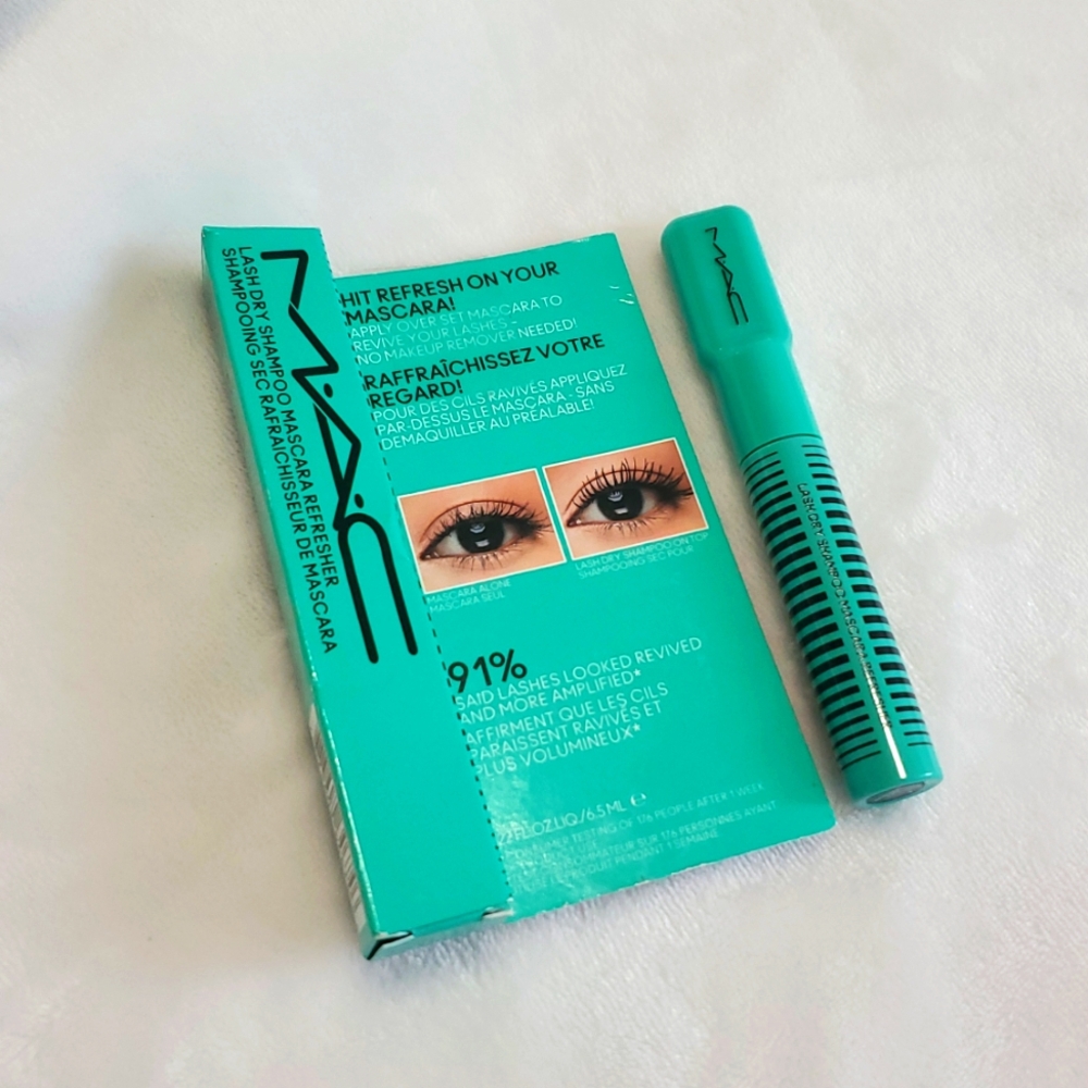 NIB MAC Lash Dry Shampoo Mascara Refresher Full Size
